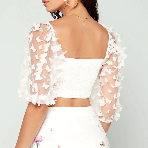 Mesh Butterfly Appliques Twist Front Cut Out Ruched Crop Blouse - Picture 3 of 4